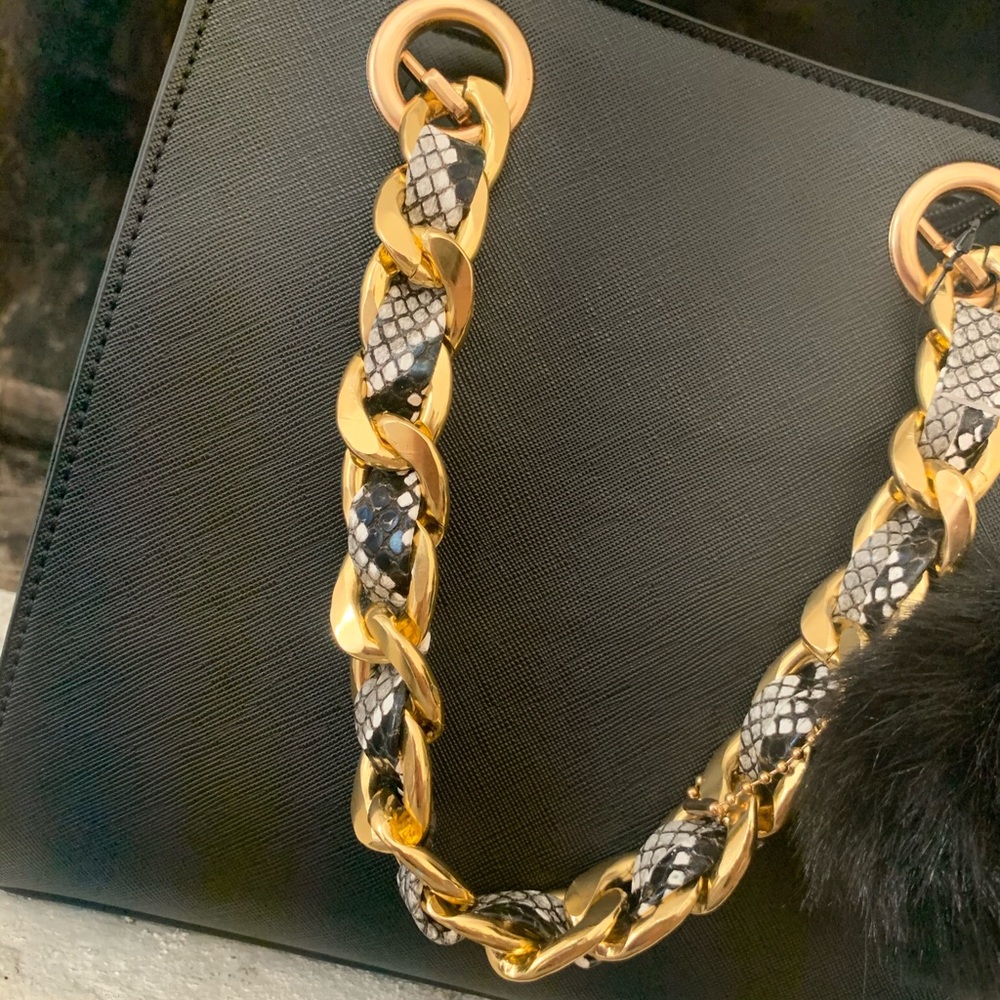 Snake print purse - Picture 4 of 7